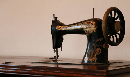 老式縫紉機(jī)