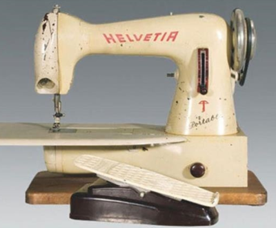 90后木有見(jiàn)過(guò)的老古董縫紉機(jī)!