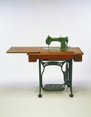 縫紉機(jī):穿越260年的時(shí)代符號(hào)